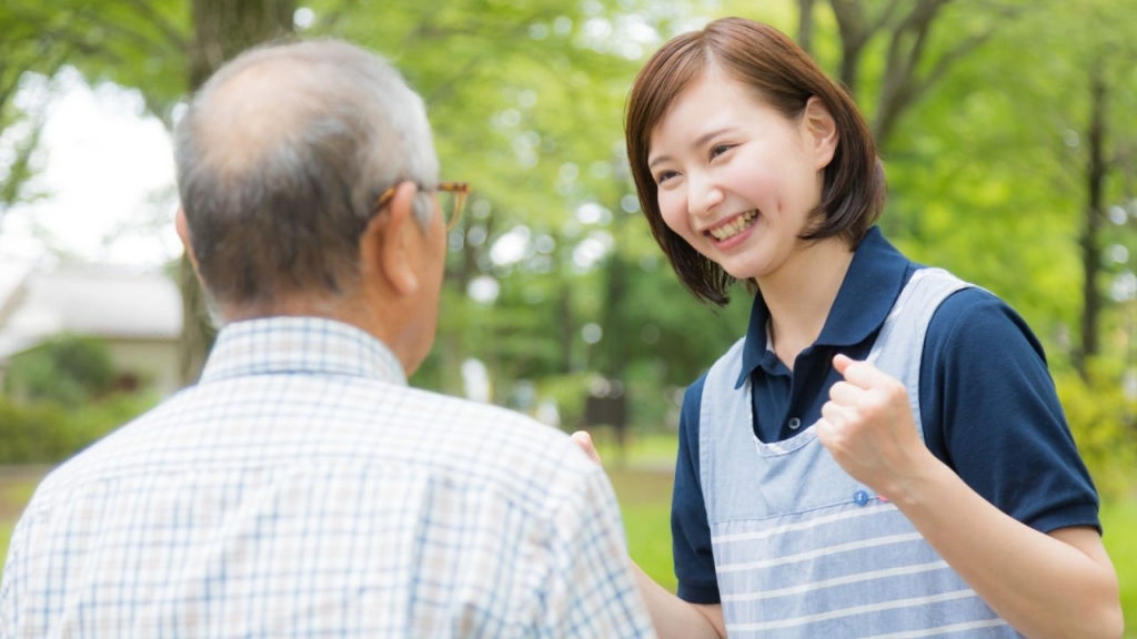 【介護施設での効果的な人材確保とは?同じ職種でもどんな人を採用したいかで募集方法は変わります】 【介護施設での効果的な人材確保とは?同じ職種でもどんな人を採用したいかで募集方法は変わります】