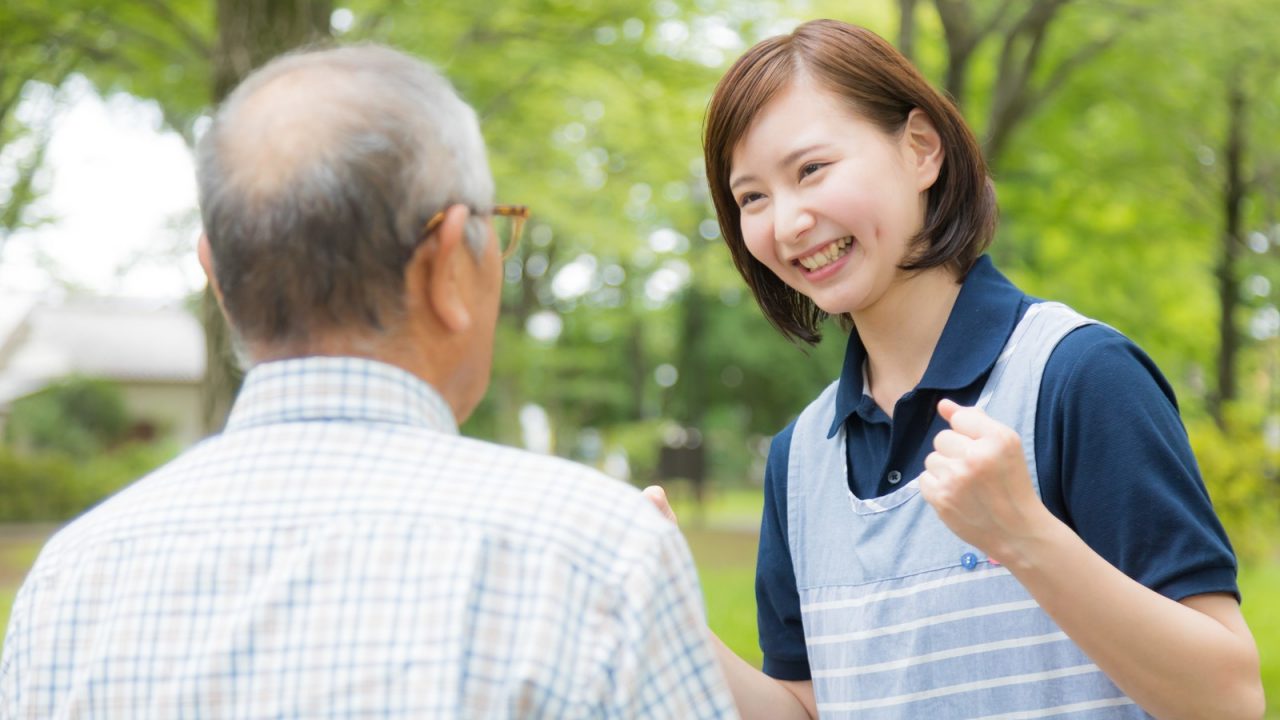 【介護施設での効果的な人材確保とは？同じ職種でもどんな人を採用したいかで募集方法は変わります】